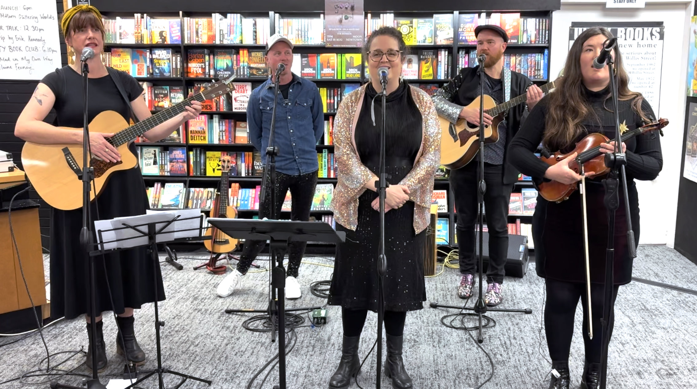 Hihi and the Stitchbirds